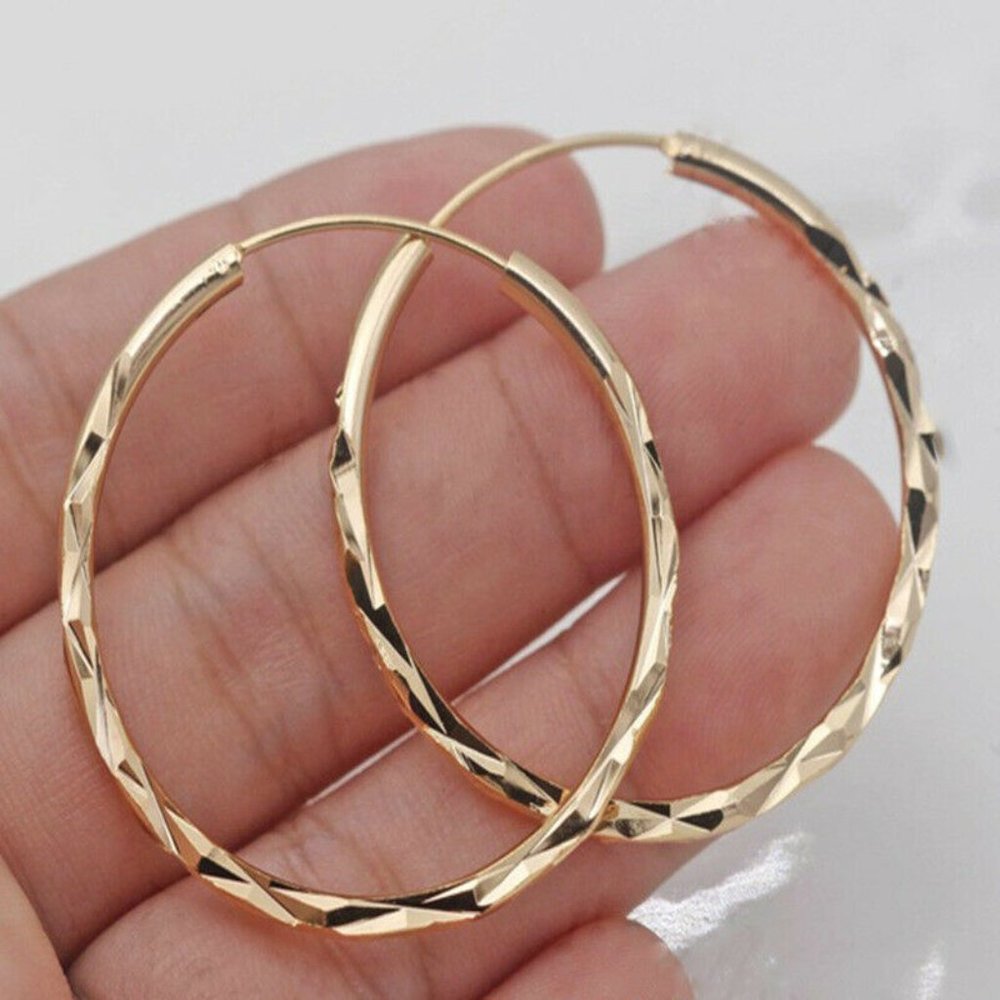 New 18k Gold Plated Hoop Earrings - Picture 3 of 9